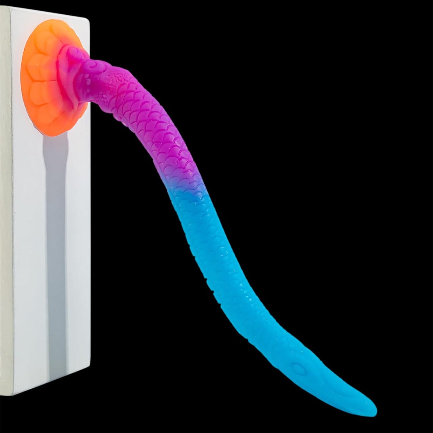 Dildo Tentáculo Extra Longo com Ventosa – Flexível e Sensação Intensa