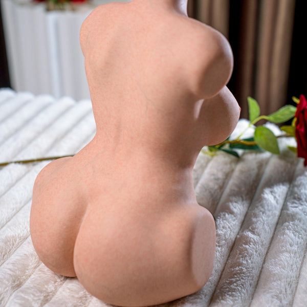 Boneca Realista Meio Corpo em Silicone 4,4kg – Corpo Completo, Toque Macio e Sensação Natural
